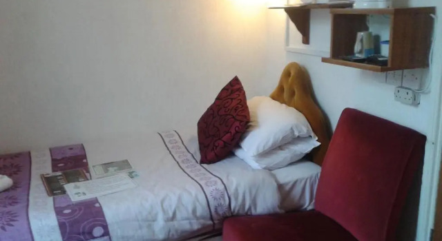 Номер Standard Jollies Hotel