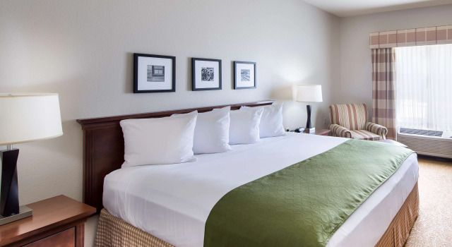 Country Inn & Suites by Radisson, Greeley, CO