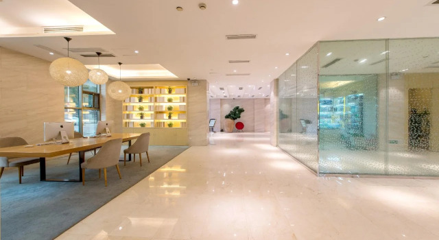 Ji Hotel Changsha Yuelu, Rezerwuj Hotel Hotele w Changsha z parkingiem, w pobliżu Juzizhou Station, Parking