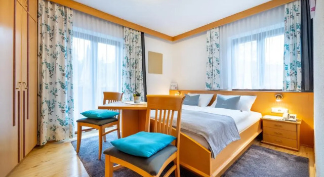 Sportpension Bergblick, Rezerwuj Hotel Hotele w Salzburg z parkingiem, Parking