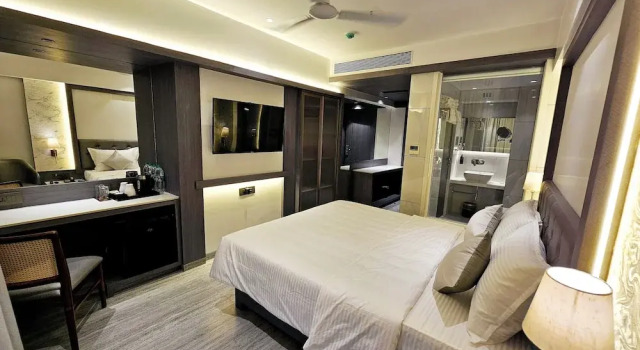 Номер Premium Hotel Golden Nest - Thane