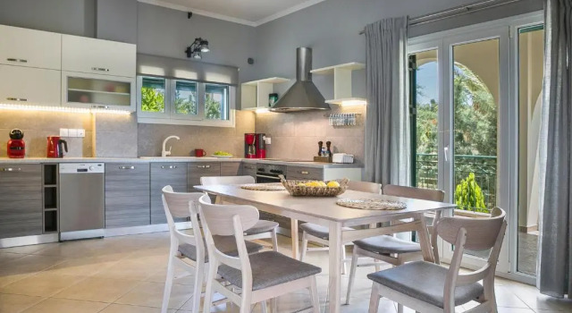 Вилла Athinais LAK Villa