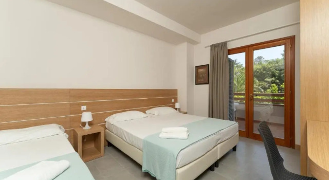 Standard Dreier Zimmer mit Balkon Hotel Delfino