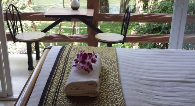 Двухместный номер Standard с балконом Suanphet Riverview Resort