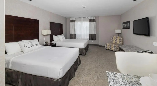 Двухместный люкс Home Inn & Suites Yorkton