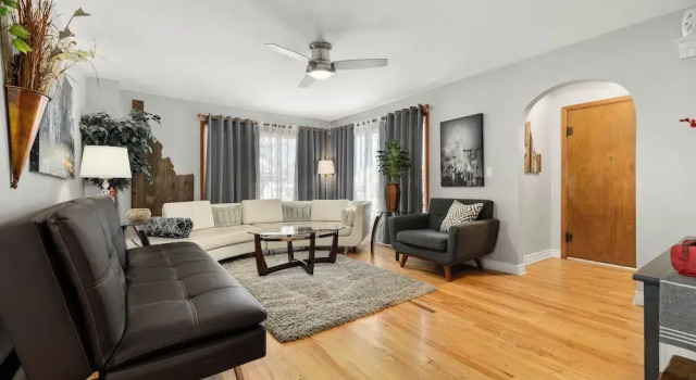 Spacious Family Home w/ Garage Game Room & Office!