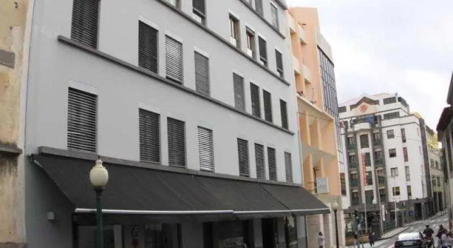 ARTS IN Apartments Ponte Nova, Rezerwuj Apartament Hotele w Funchal z parkingiem, Parking