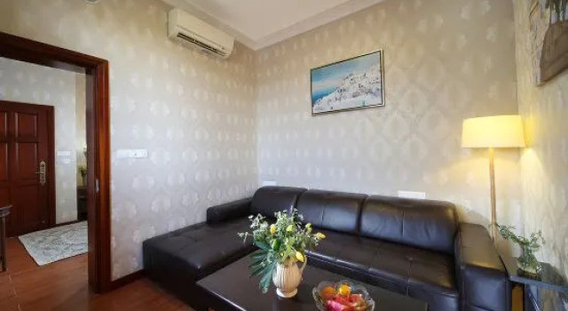 Люкс 92 Castle Villa Hotel
