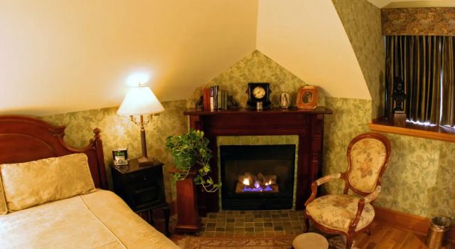 Nagle Warren Mansion B&B, Boek Bed and Breakfast Cheyenne 