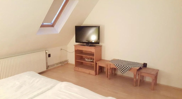 Hotel Carpatia Bratislava, Book Hotel Bratislava Bratislava