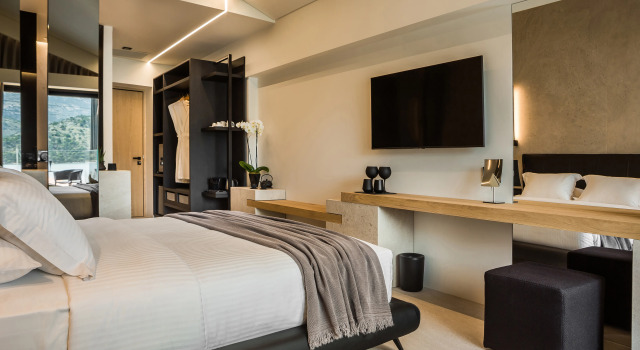 Canale Hotel & Suites