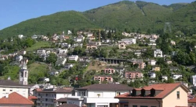 Schloss Locarno - Suites & Apartments, Забронировать Апартаменты/квартира Локарно Locarno Ascona Losone, рядом с Camellia Park Locarno