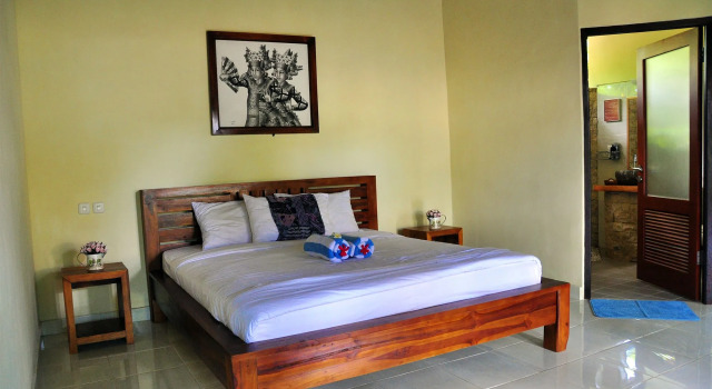 Ocean Sun Dive Resort, Buchen Sie Resort Hotels in Tulamben mit Pool, Schwimmbad