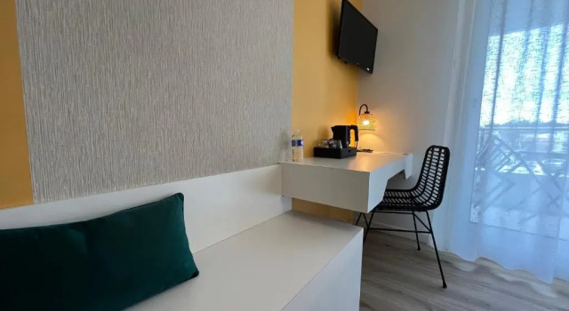Двухместный номер Comfort с балконом LEspadon