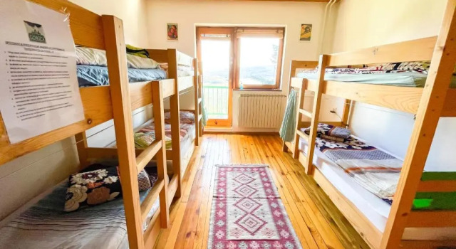 Кровать в общем номере Ski Hut Gorica Hostel Mavrovo