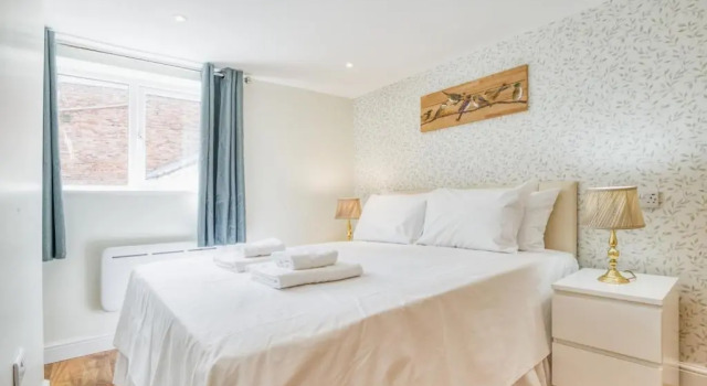 Апартаменты Superior 2 Bedroom in Central Lincoln En-suite Shower King Size Beds Free Toiletries and Wifi