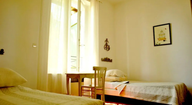 3 Bed Villa,beaumont, V8, Agde, Rezerwuj Hotel Hotele w Canal du Midi z basenem, Basen
