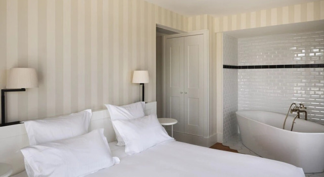 Le Grand Hotel Trestraou, Rezervovat Hotel Perros-Guirec 