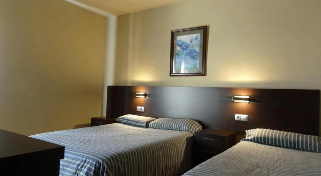 Трёхместный номер Standard Hostal Cal Forner