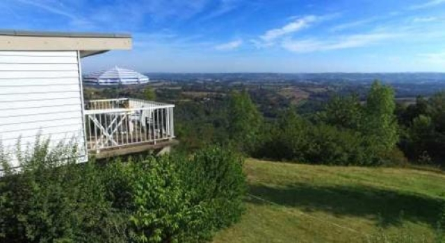 VVF Villages « Le Balcon Corrézien » Ayen
