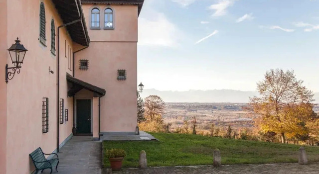 Villa Fogliacchi in Fogliacchi, Prenota Villa La Morra Langhe