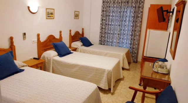 Трёхместный номер Standard Hostal Andalucia