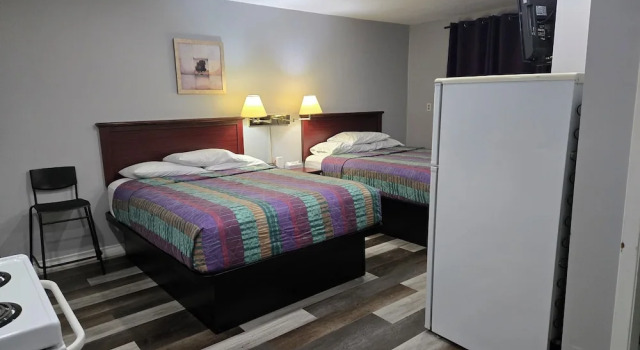 Четырёхместная студия Cobourg Inn