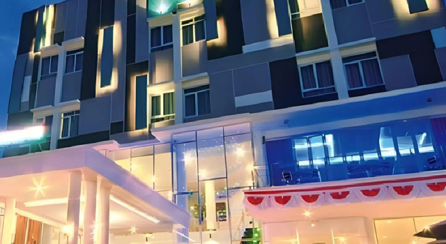 Splash Hotel Bengkulu, Rezerwuj Hotel Bengkulu Sumatra