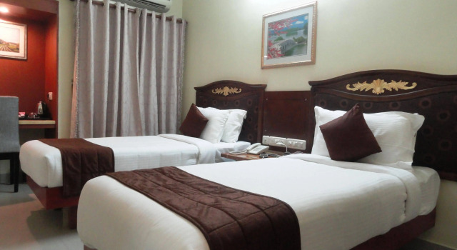 Taz Kamar Family Hotel, Забронировать Отель Отели штата Тамилнада 3 звезды, 3*