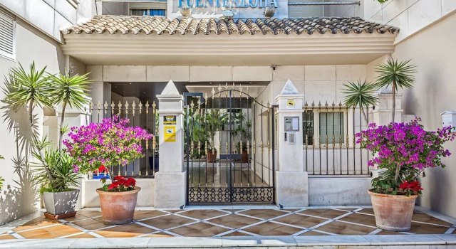 FA-Fab 2 bedroom apt in and outdoor pool