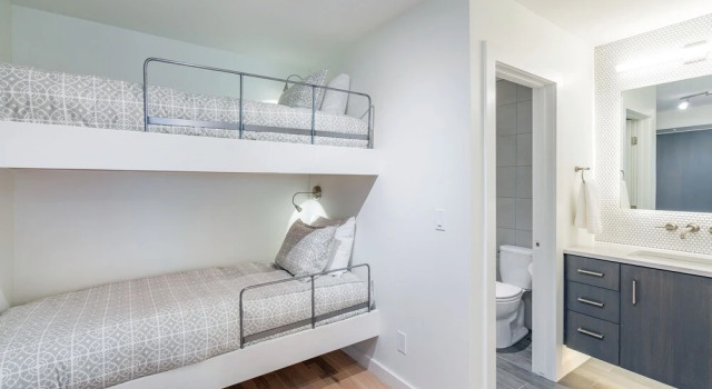 Chic, Modern Walk Anywhere @ Viking Lodge 206 1 Bedroom Condo by RedAwning