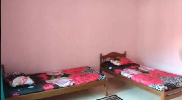 Arnold Homestay, Rezerwuj Hotel Padang Sumatra