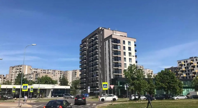 Black & White Apartment near Akropolis, Book Apartment Hotels in Vilnius county with Parking, Parking