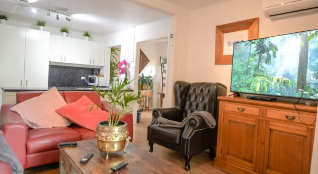 Апартаменты c 1 комнатой с видом на сад Jaspers Apartments