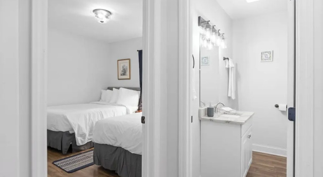 Trendy at Hoyt Two Homes