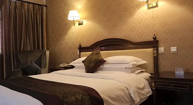 Номер Business Beijing Commercial Business Hotel