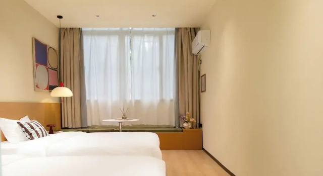 Двухместный семейный номер Standard Xiamen Evening Breeze Hotel