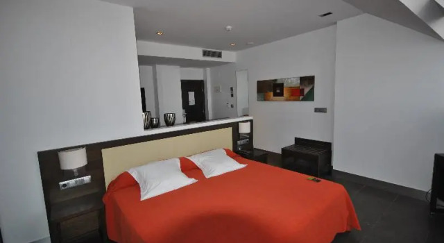 Полулюкс Standard Hotel Hyltor