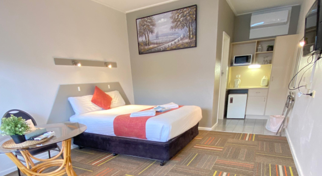 Cobb Inlander Motel, Забронировать Мотель Хэй Riverina