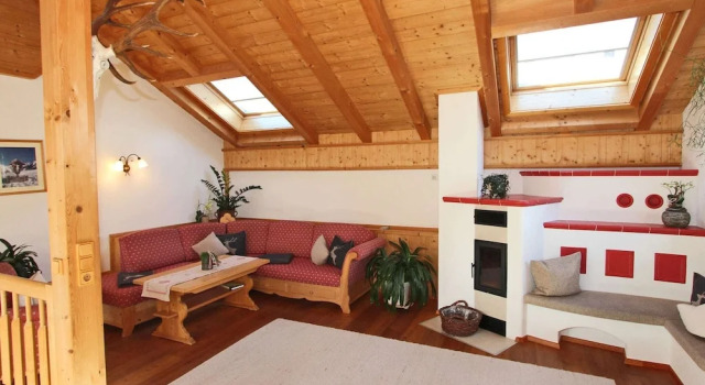 Cozy Apartment in Wenns With Mountain View, Rezervovat Apartmán Hotely v Tyrolsko s parkováním, Parkování