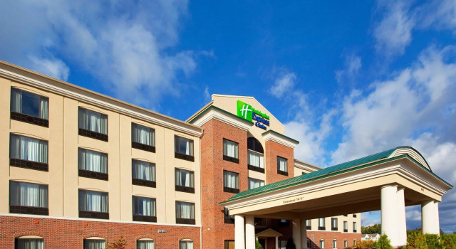 Holiday Inn Express Hotel & Suites Detroit - Utica by IHG