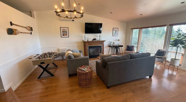 Lake View Getaway in Hayden, Buchen Sie Ferienhaus Clarksville USA
