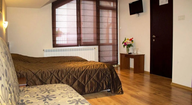 Bizev Hotel