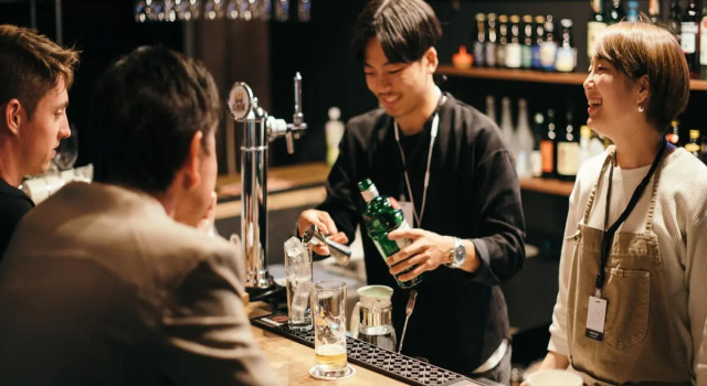 Кровать в общем номере Tune Hakodate Hostel & MusicBal