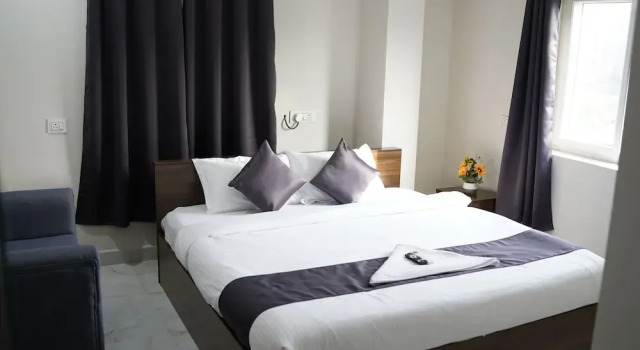 Dwaraka Heaven Luxury rooms