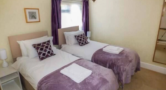 Viola Cottage, Забронировать Дом для отпуска Виллы Стратфорд-апон-Эйвон, рядом с The River Avon Trail, Вилла