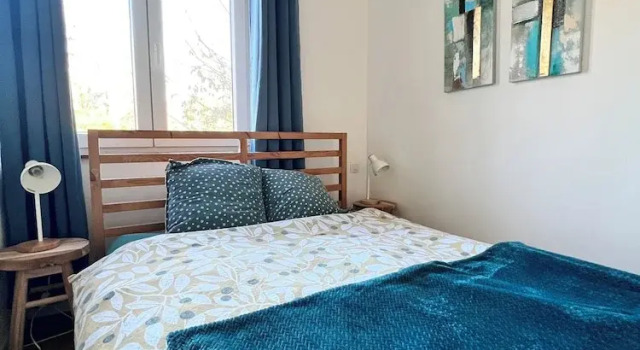 Коттедж с балконом и с видом на канал Maison proche rivière avec jardin