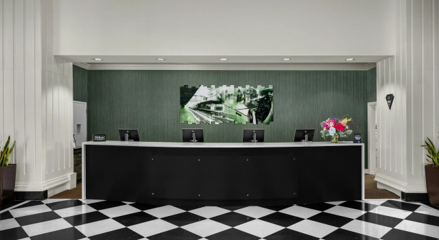 DoubleTree by Hilton Chicago O'Hare Airport - Rosemont