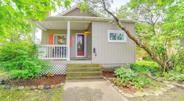 Коттедж Steps to Lake Huron: Retreat w/ Yard in St Ignace