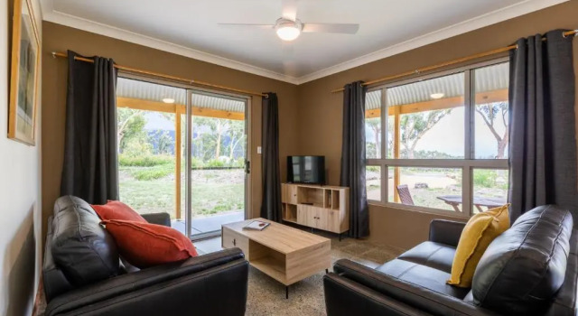 Коттедж с 2 комнатами Banksia Park Cottages